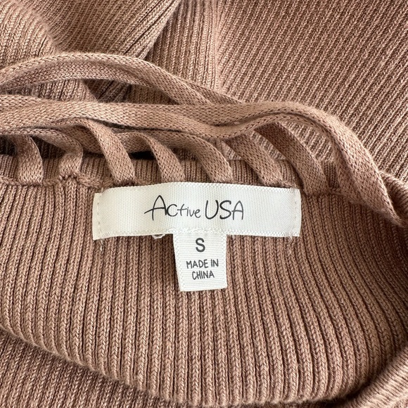 Active USA Dress - Picture 3 of 4